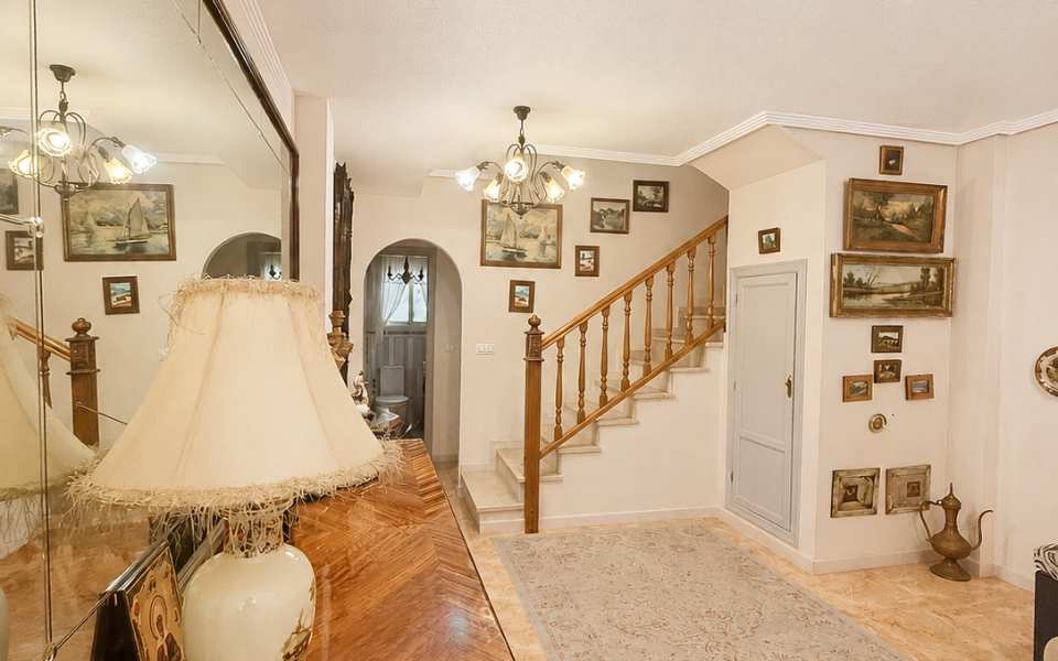 Bungalow, Townhouse ➞ 
