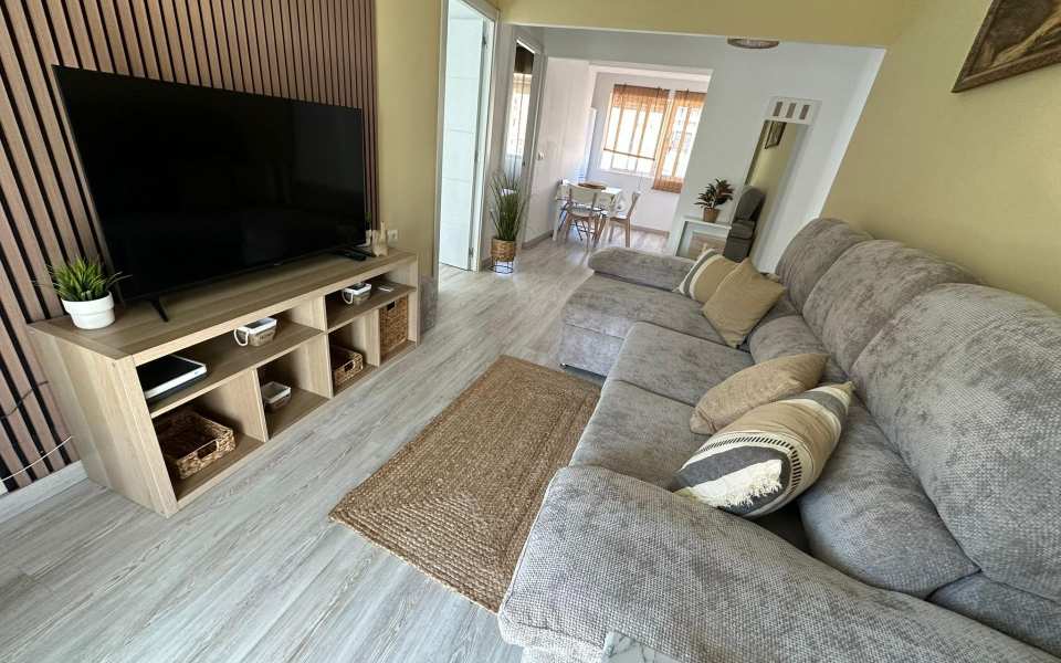 Квартиры ➞ Квартира (3 спальни) 