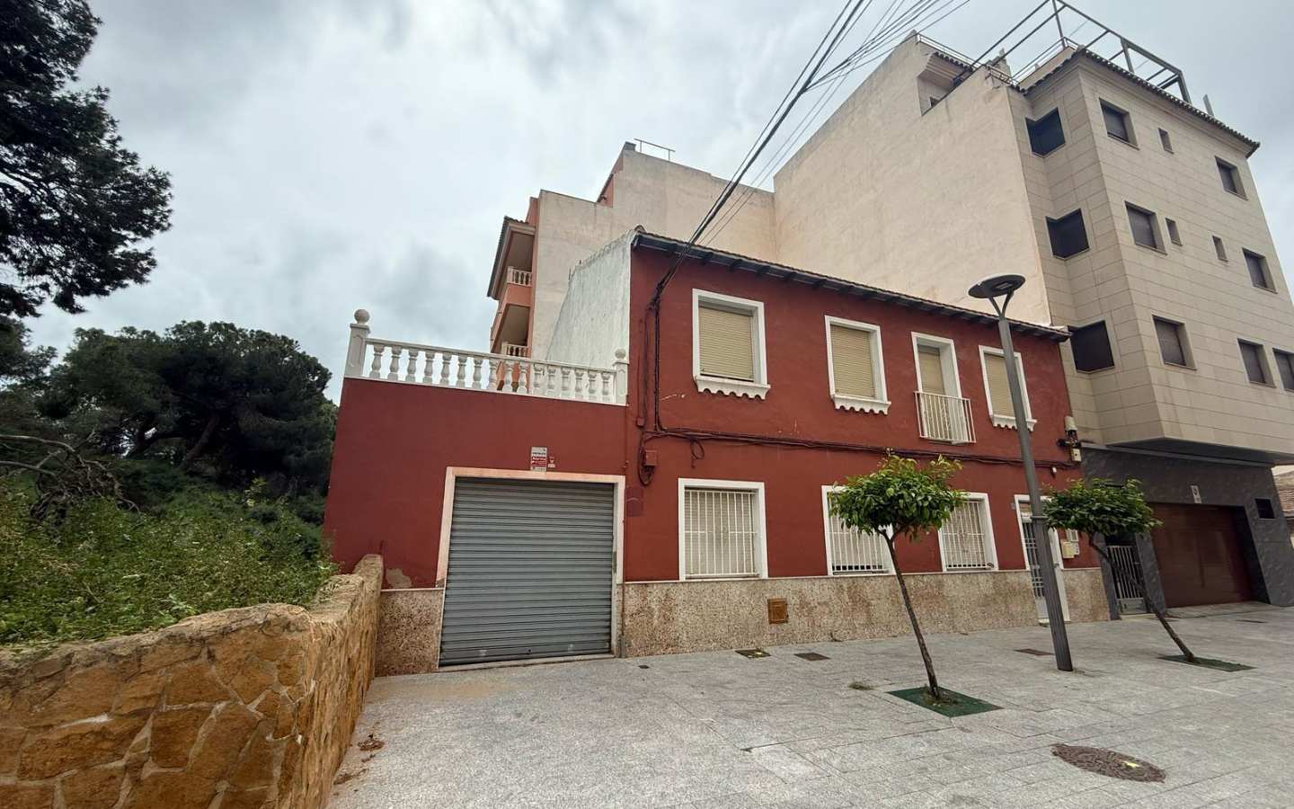 Земельный участок под строительство многоквартирного дома