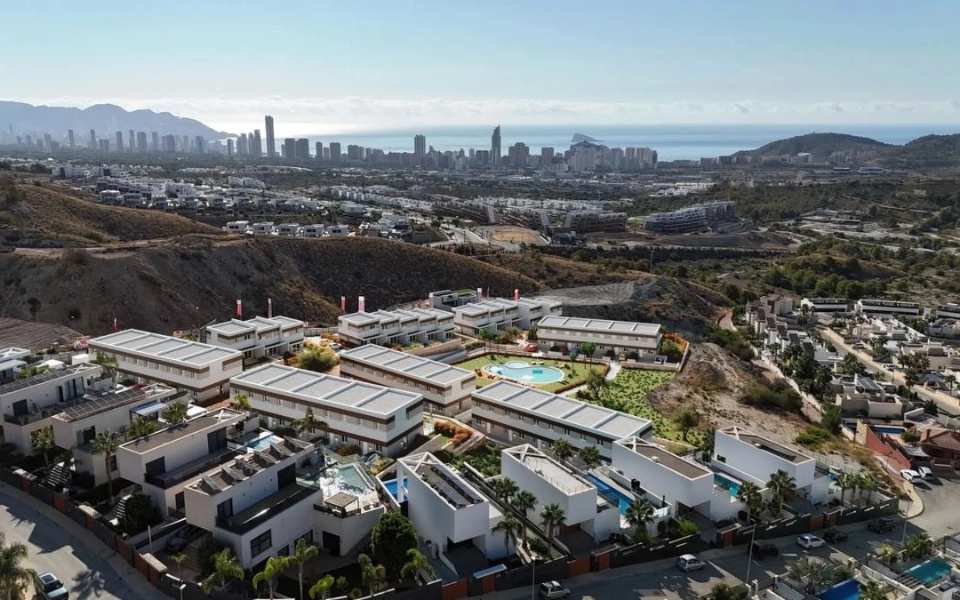 Bungalow, Townhouse ➞ 