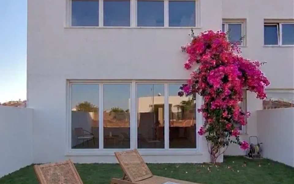 Bungalow, Townhouse ➞ 